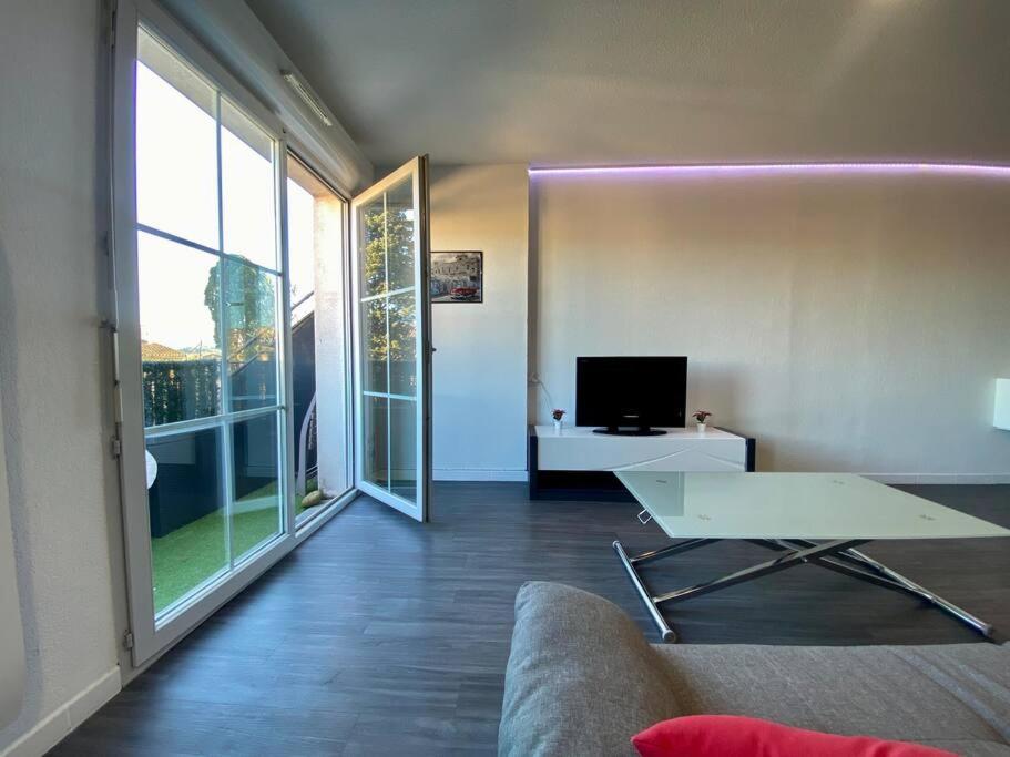 Le 24 Fevrier - Parking & Piscine - Vue Cite Medievale Carcassonne Exterior photo